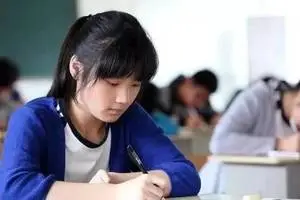 初中生毕业考不上高中,如何选择学校？