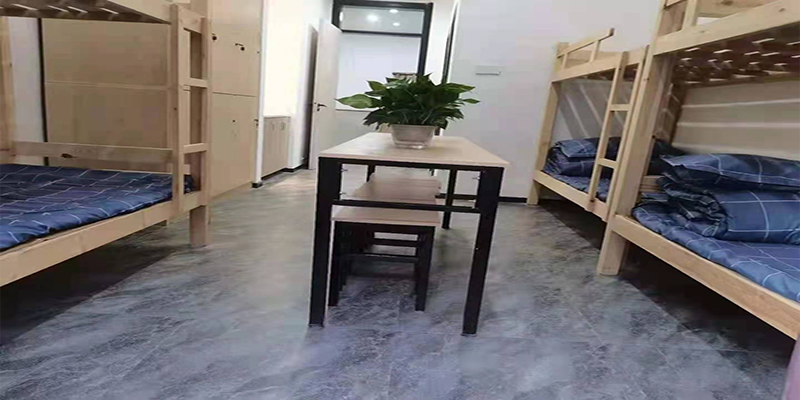 杭州润匠科技学校的男生宿舍