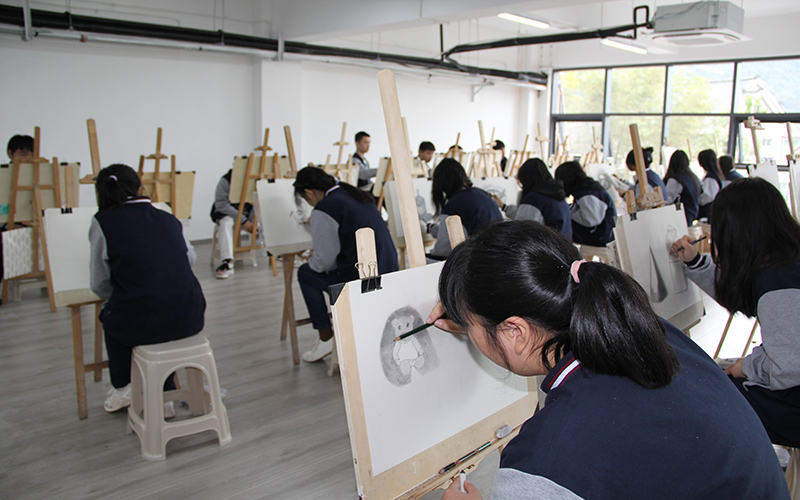 杭州市西湖职业高级中学
