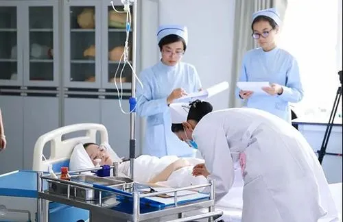 我要报名职业学校护理？护理专业怎么样？